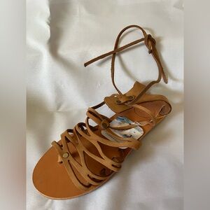 NWT Ciel leather sandals